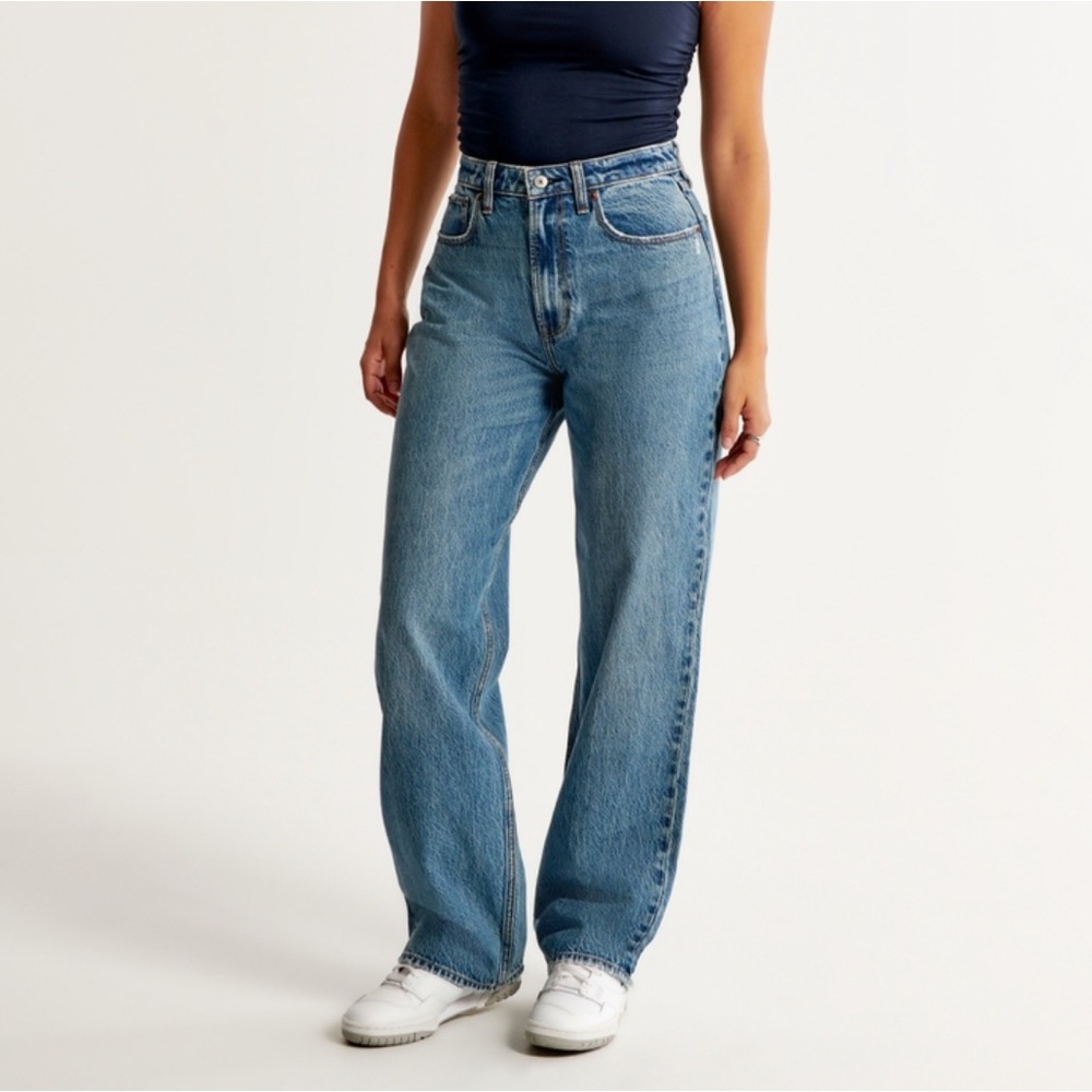 ❌DONATED❌ Abercrombie & Fitch | Curve Love The Loose High Rise (Regular)